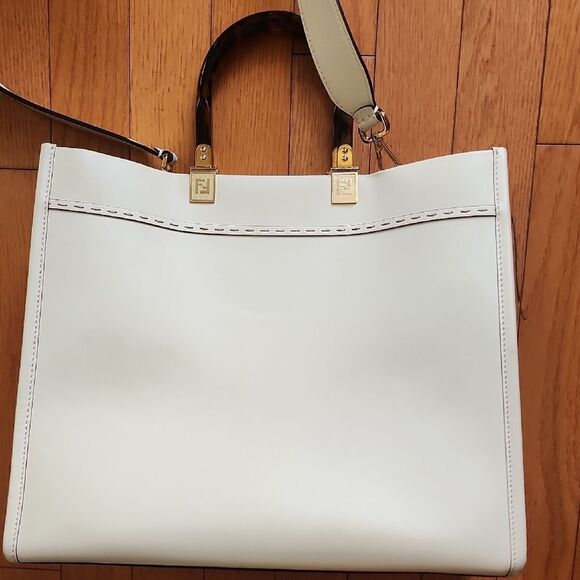 Fendi Medium Sunshine Tote Bag (White) - Picture 5 of 16
